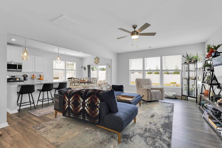 Property Photo:  1017 Maraschino Way  SC 29365 