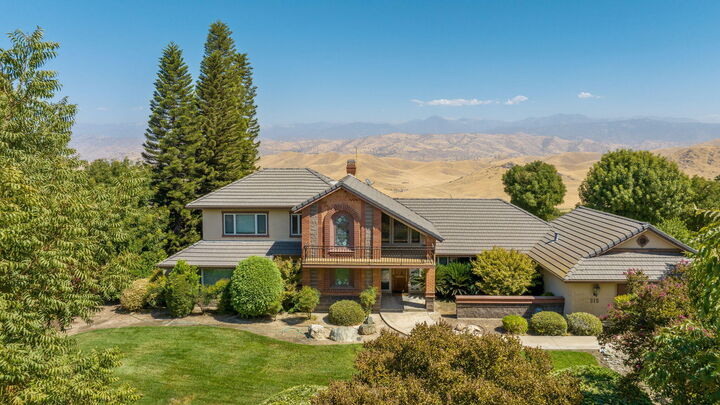 315 Valley View Drive  Exeter CA 93221 photo