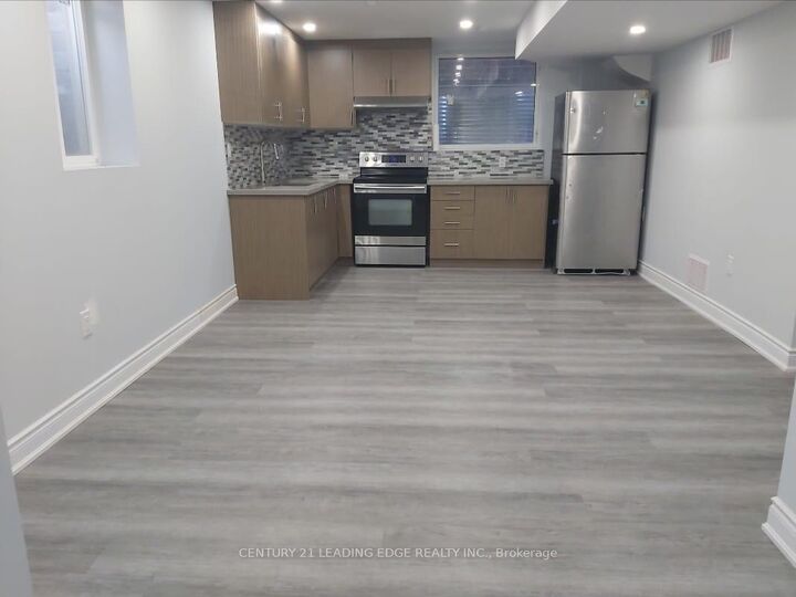 Property Photo:  327 Leitch Landing  ON L9T 7M9 