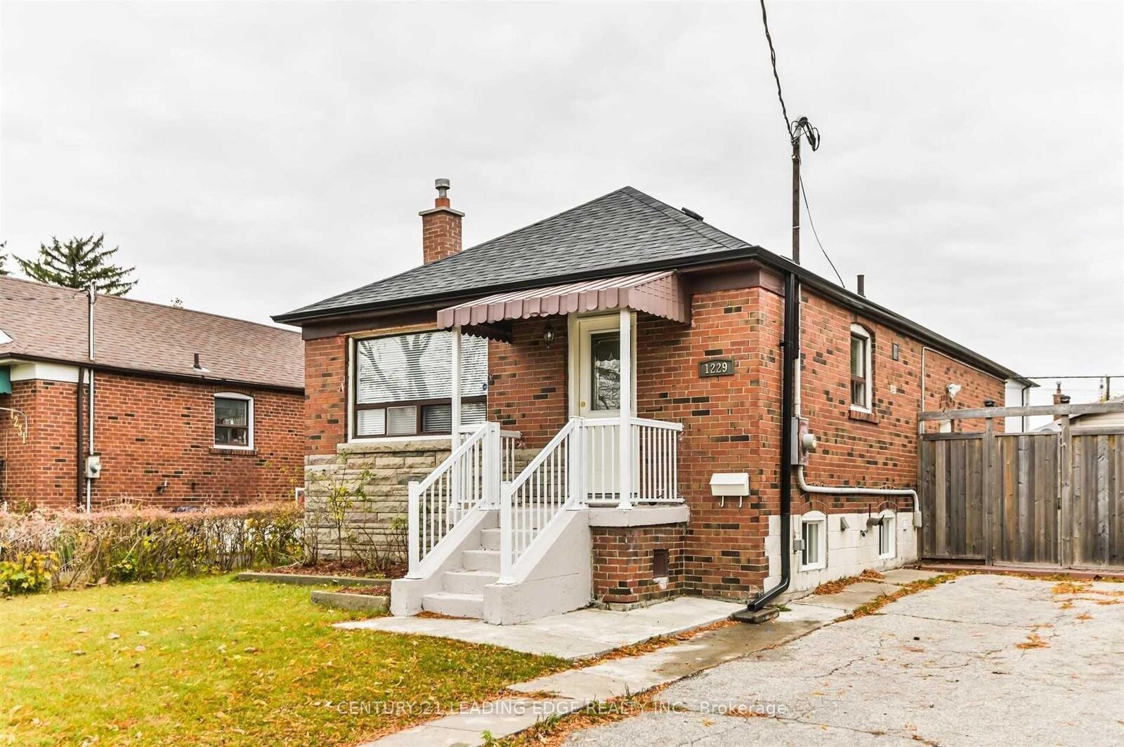 Property Photo: 1229 Birchmount Road Main Floor ON M1P 2C9