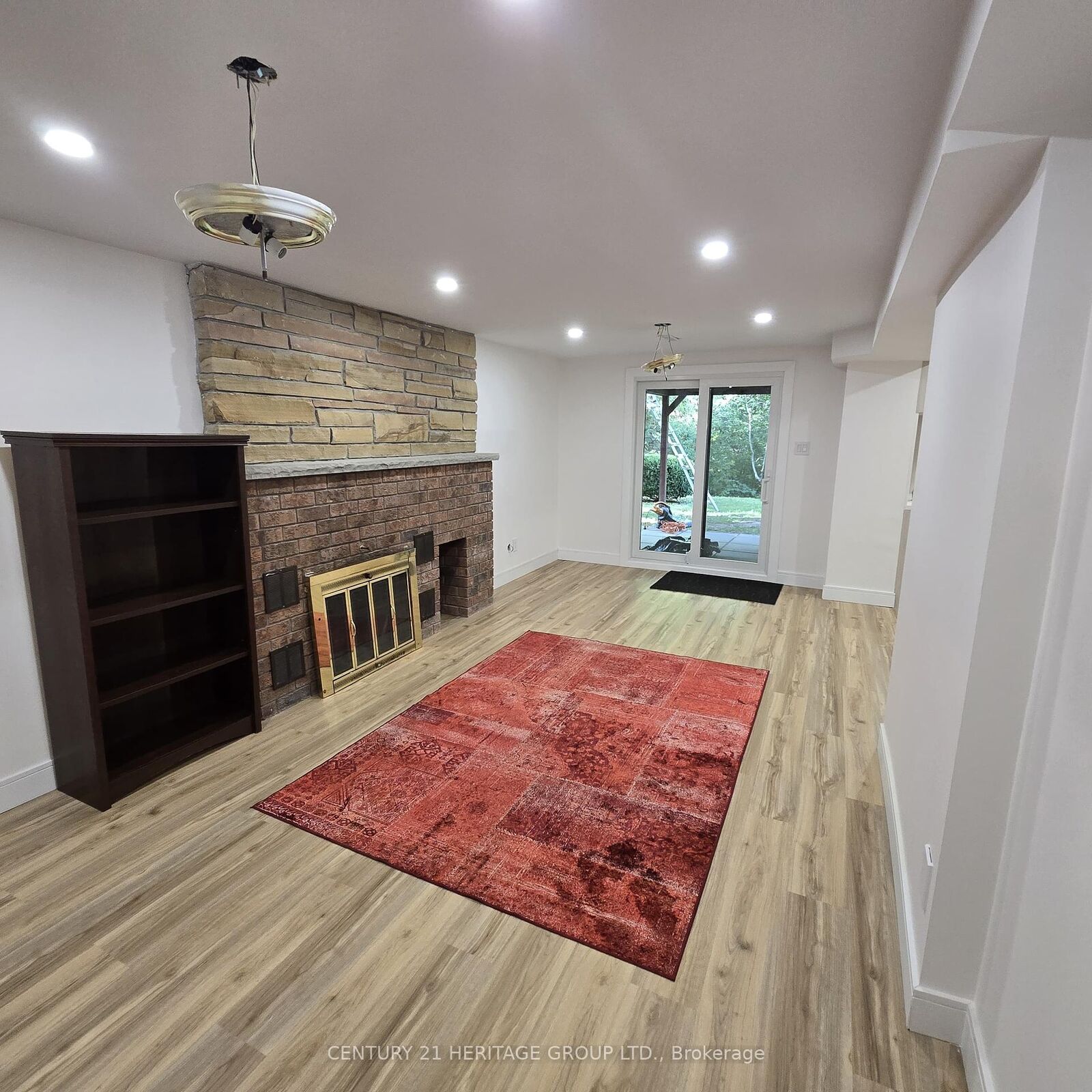 Photo de la propriété:  18 Lippincott Court  ON L4C 7M4 
