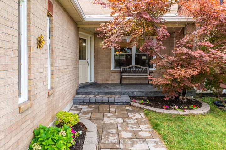 Photo de la propriété:  116 Wexford Road  ON L6Z 2T5 