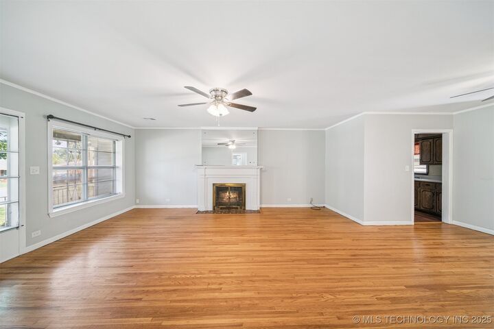 Property Photo: 4939 S Olympia Avenue OK 74107