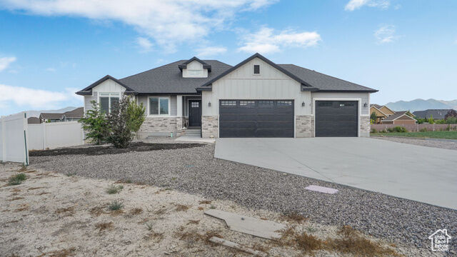 Property Photo: 537 E Fiona Cir UT 84029