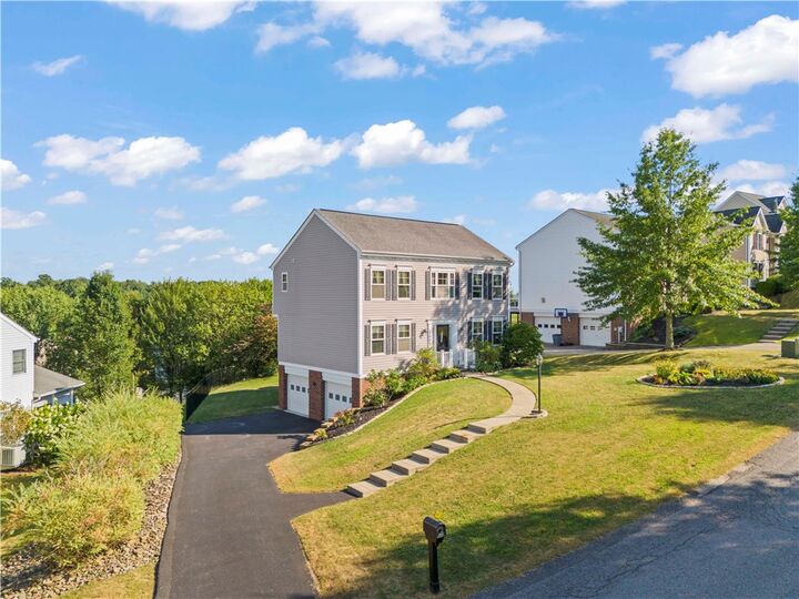 Property Photo:  1007 Greenfield Dr  PA 15317 