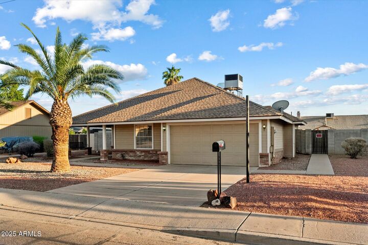 Property Photo:  3629 W Behrend Drive  AZ 85308 