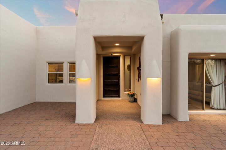 Property Photo:  43908 N 10th Street  AZ 85087