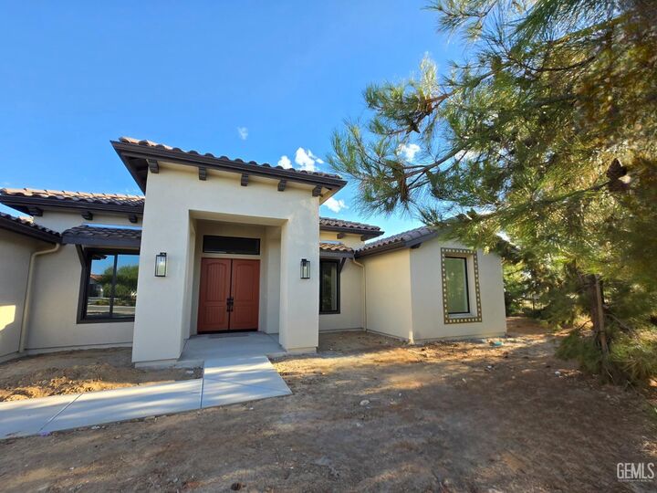 Property Photo:  12003 Marquise Drive  CA 93306 