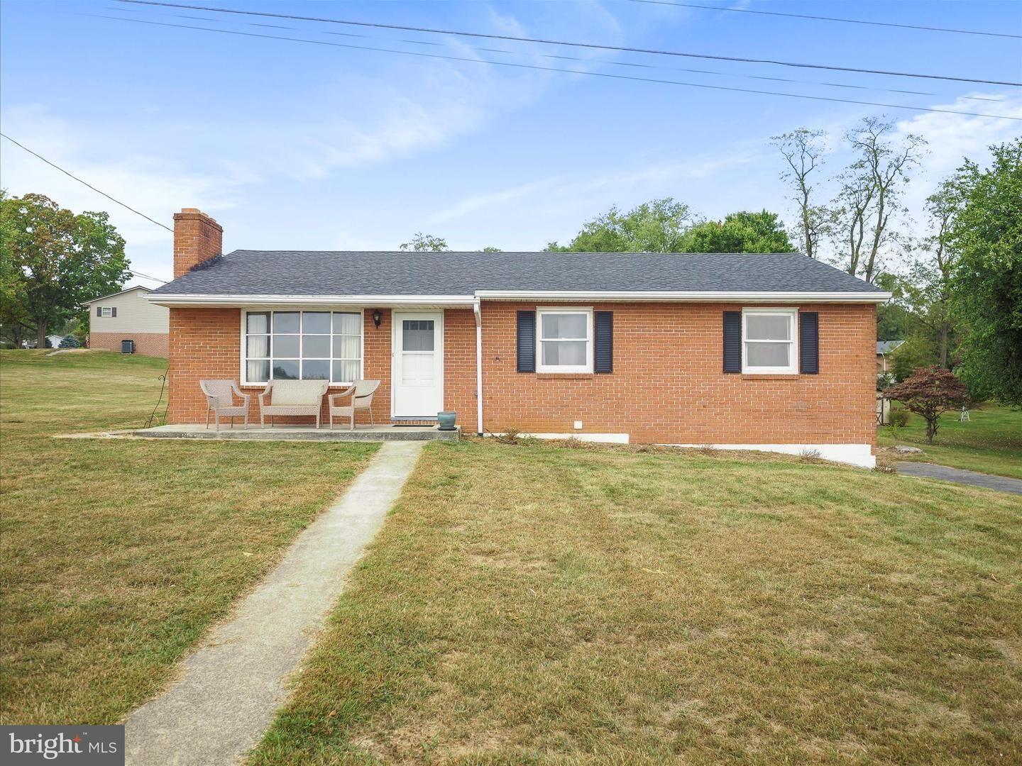 Property Photo: 15621 Oak Road PA 17268