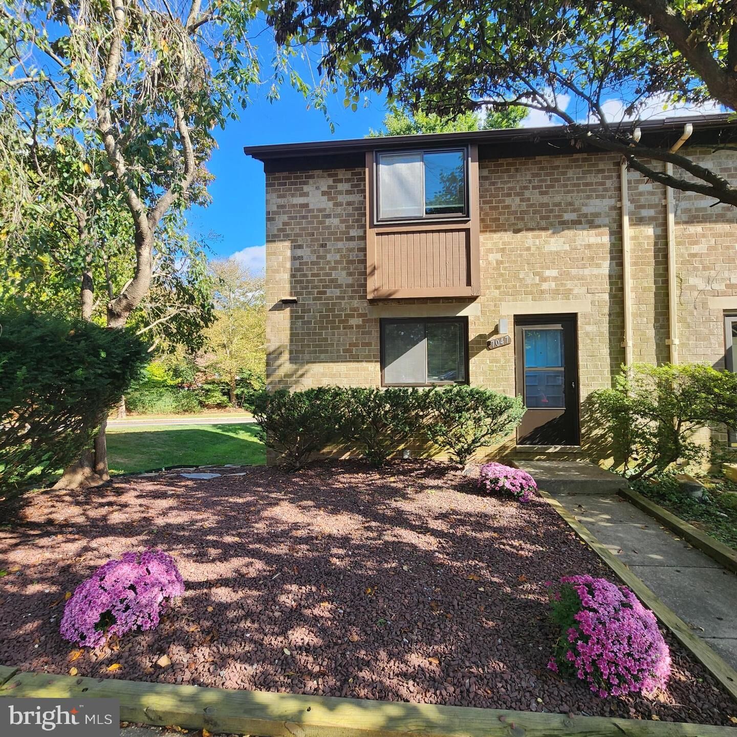 Property Photo: 7047 Knighthood Lane MD 21045