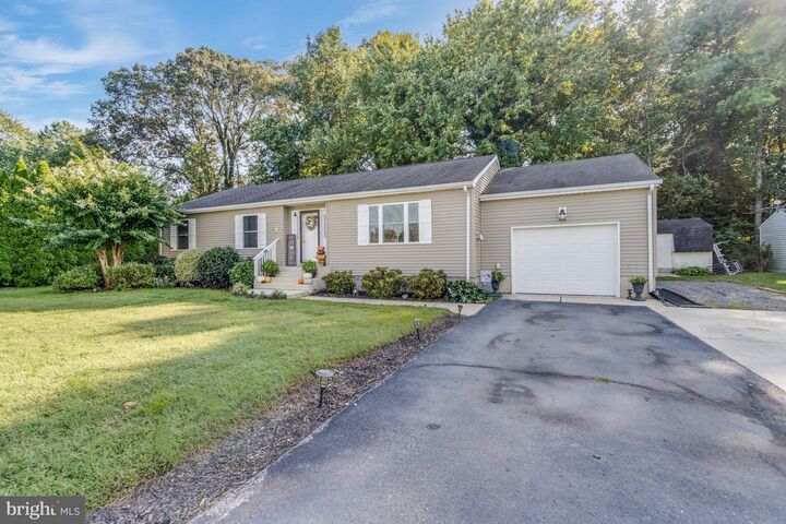 Property Photo:  30064 W Mill Run  DE 19968 