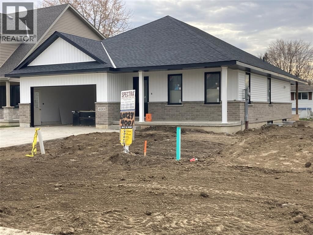 Photo de la propriété:  4001 Greenwood Drive  ON N0N 1R0 