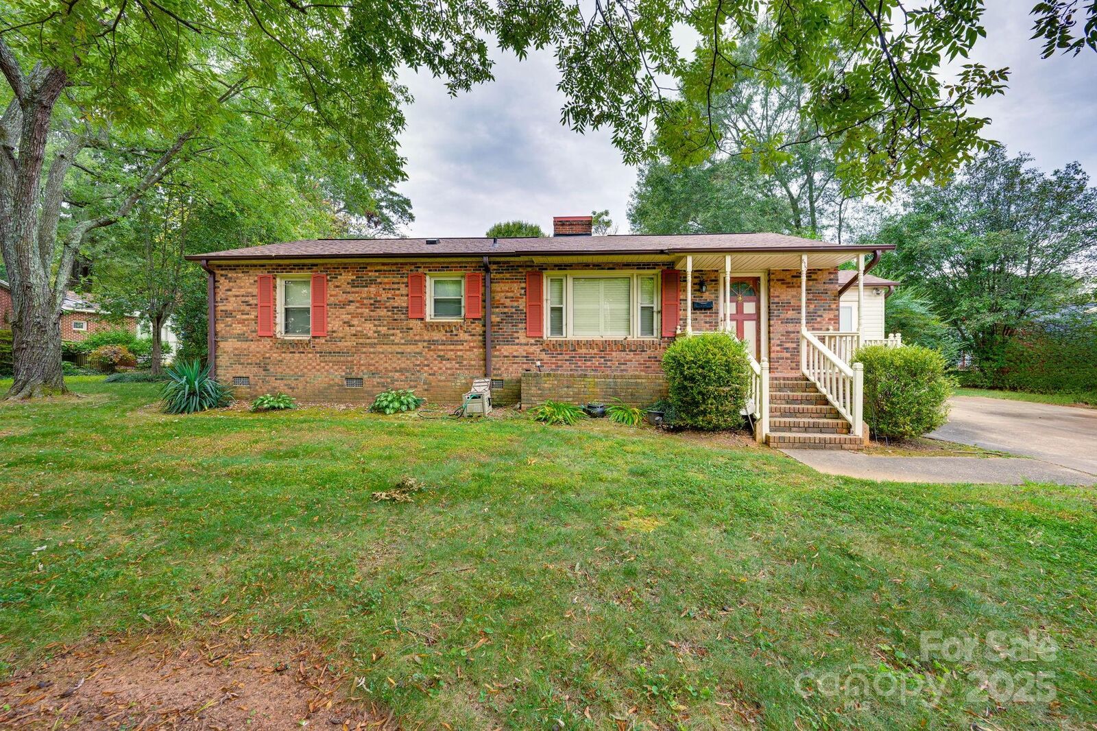 Property Photo:  815 Katherine Avenue  NC 28086 