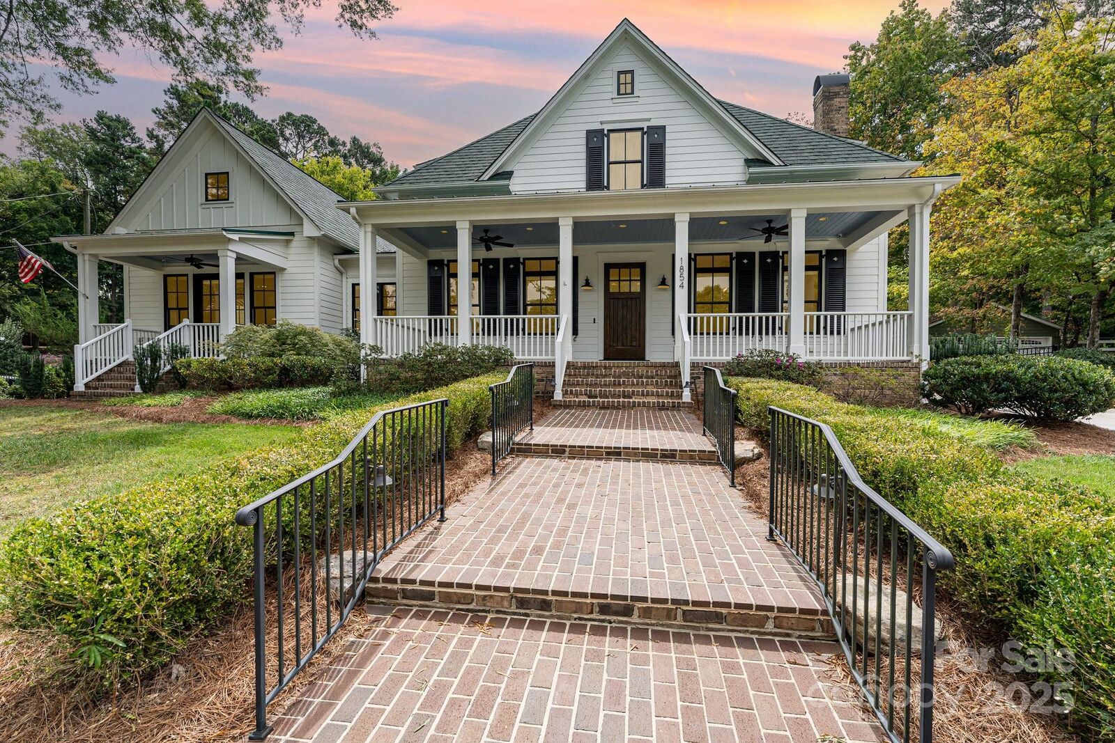 Property Photo:  1854 Runnymede Road 4  NC 27104 