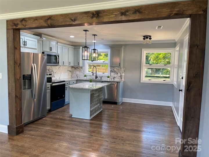 Property Photo:  910 S Spencer Avenue  NC 28159 