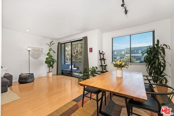 Property Photo:  306 Bora Bora Way  CA 90292 