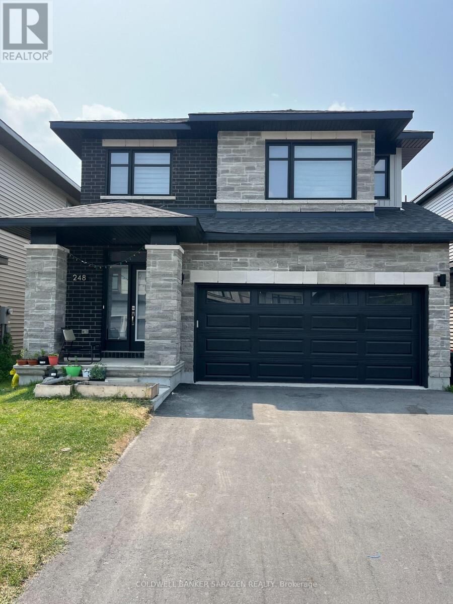 Photo de la propriété:  248 Dagenham Street  ON K2S 2X7