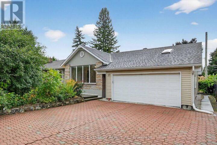 Property Photo:  10 Pritchard Drive  ON K2G 1B3 