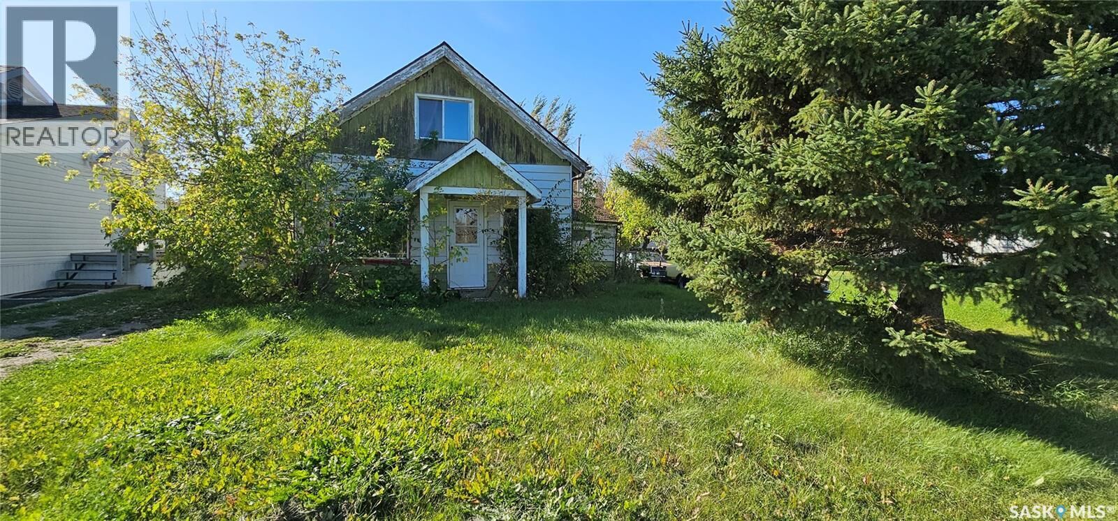 Property Photo:  216 2nd Avenue S  SK S0E 0B0 
