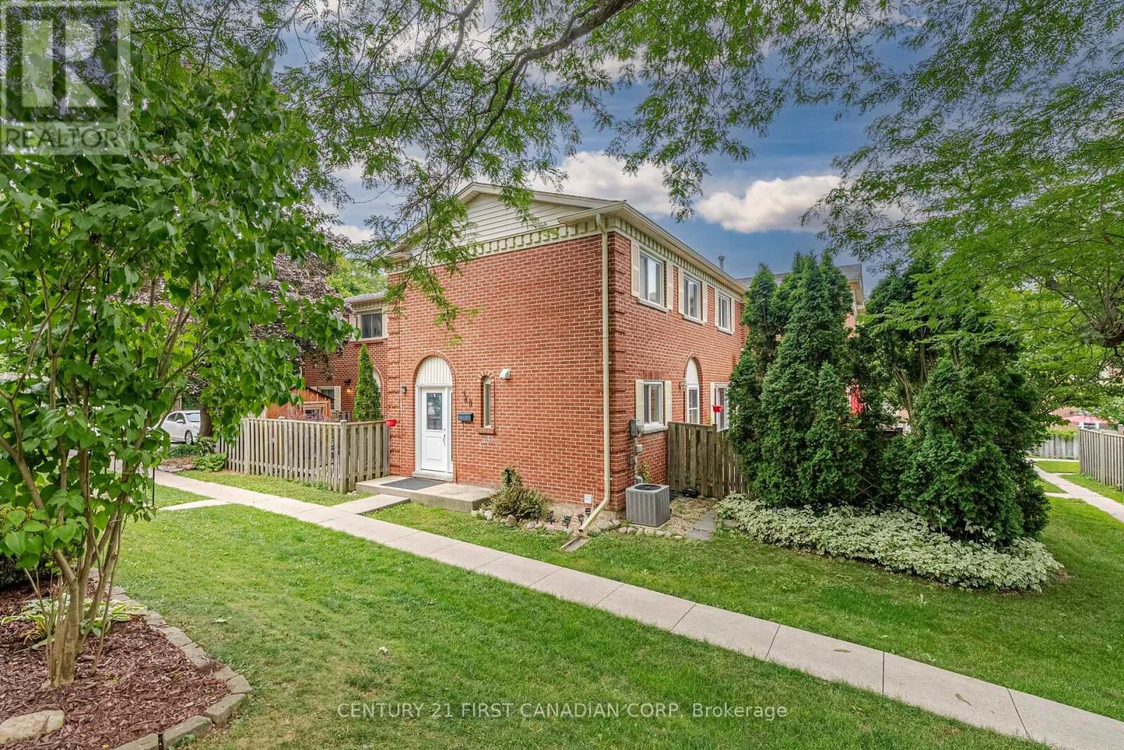 Photo de la propriété:  360 Homestead Court 8  ON N6G 2E9 