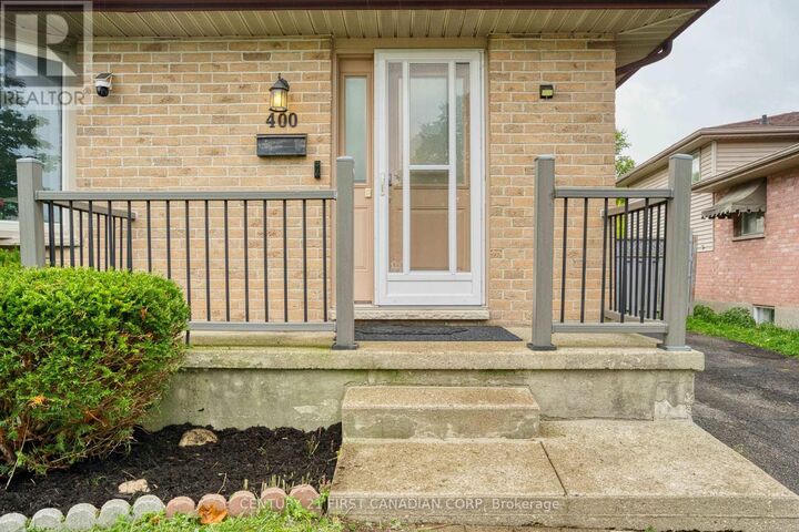 Photo de la propriété:  400 Barker Street  ON N5Y 5G6 