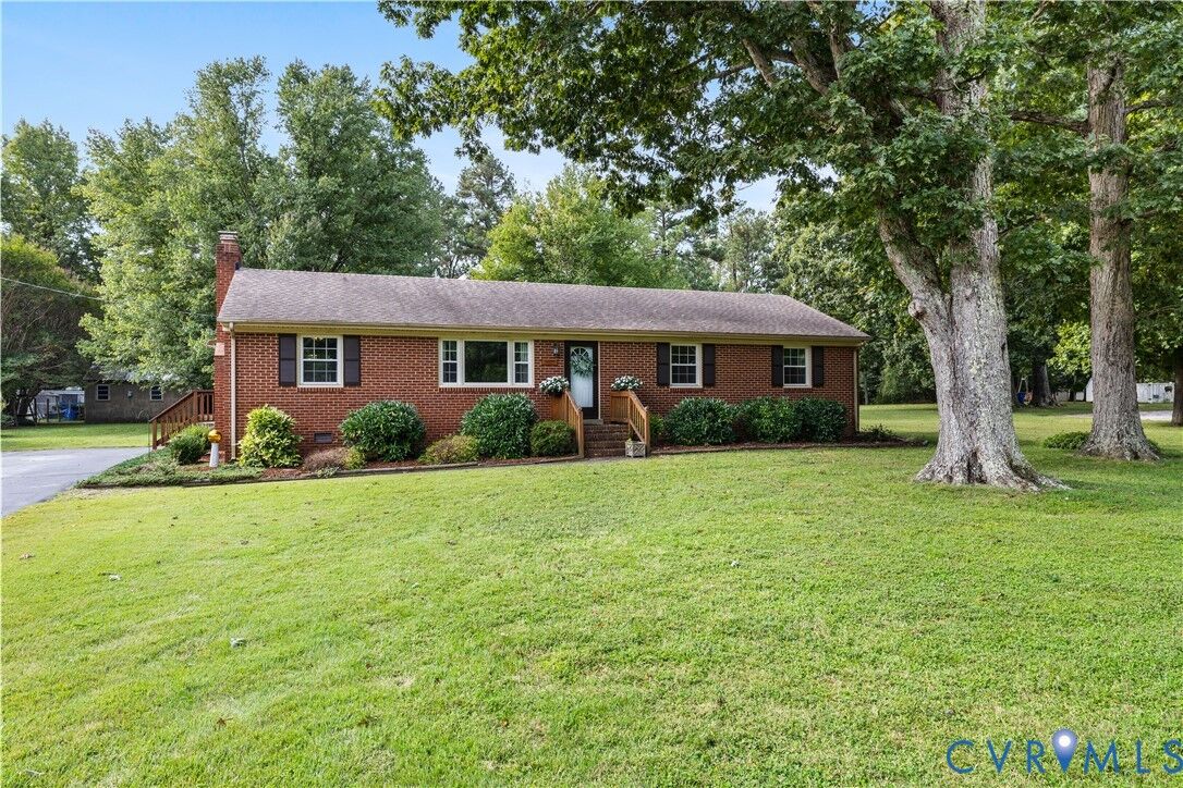 Property Photo:  9819 Graves Road  VA 23803