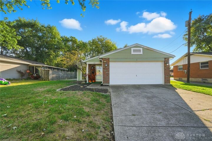 Property Photo:  723 Jackson Lane  OH 45044 