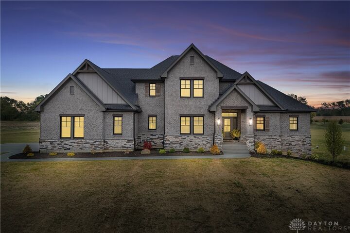 52 Maple Point Court  Chester Twp OH 45177 photo