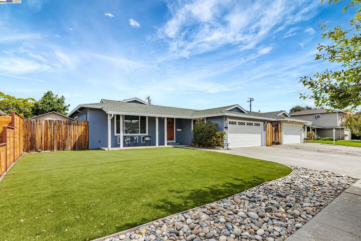 Property Photo: 5092 Trenary Way CA 95118