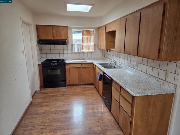 Property Photo: 3167 Hacienda Dr CA 94519