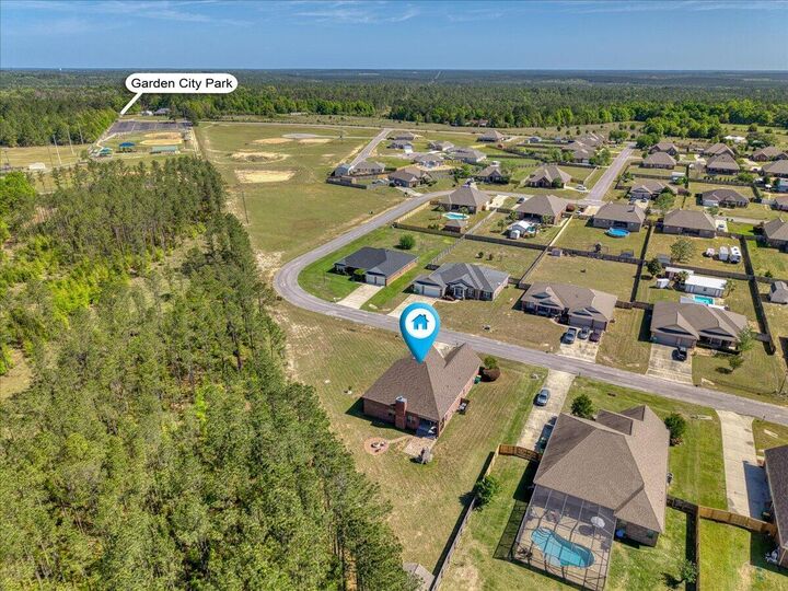 Property Photo:  3362 Citrine Circle  FL 32539 