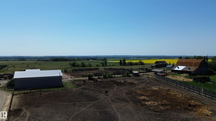 55107 Rge Rd 271  Rural Sturgeon County AB T8R 1W4 photo