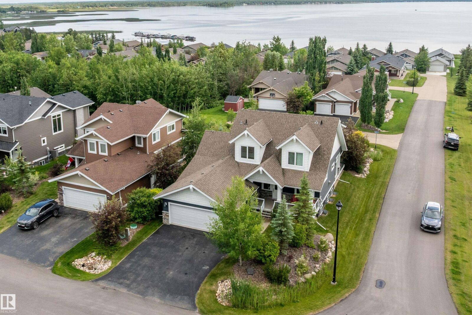 Property Photo: 55101 Ste. Anne Trail AB T0E 1A1