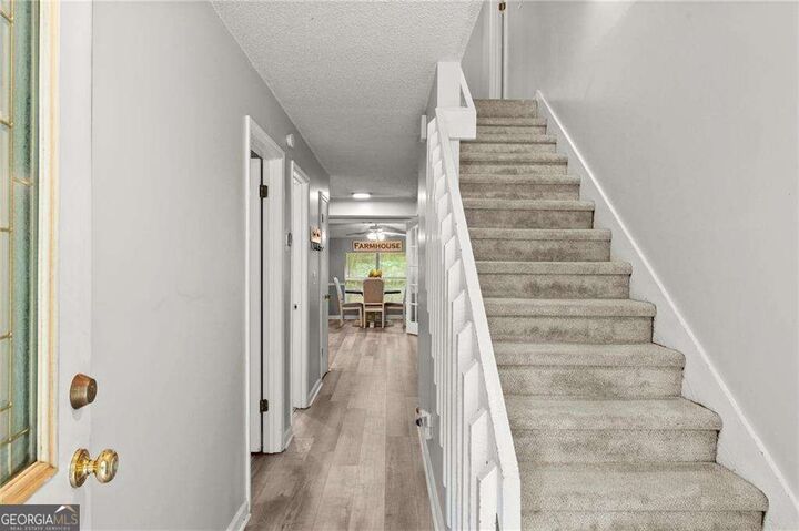 Property Photo:  406 Creekside Lane  GA 30188 