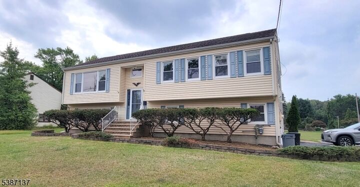 164 Little Falls Rd  Fairfield Twp. NJ 07004 photo