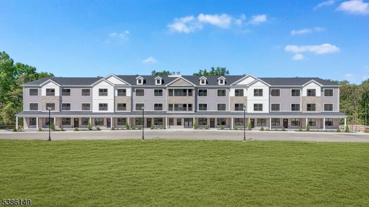 106 Encampment Ct  Montville Twp. NJ 07082 photo