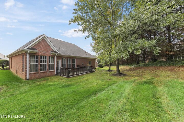 Property Photo:  539 Glen Ives Way 18  TN 37919 