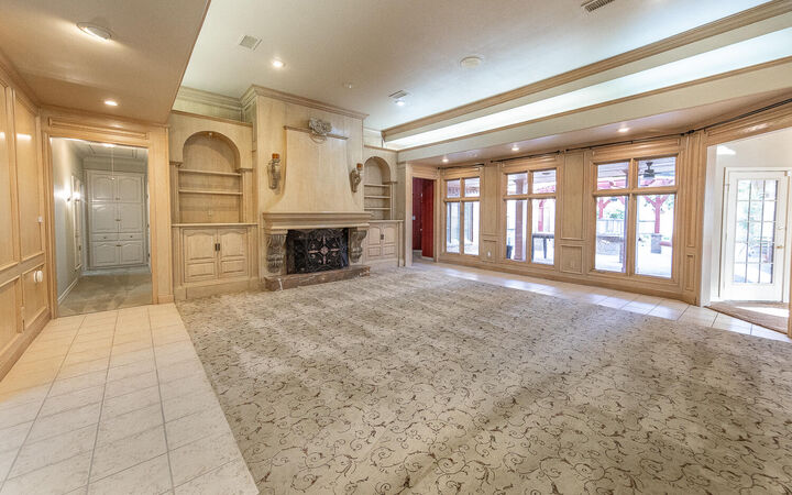 Property Photo:  6604 3rd Street  TX 79416 