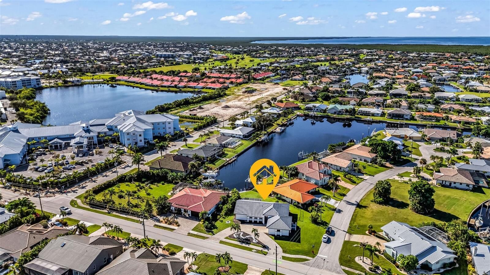 Property Photo: 2161 Aqui Esta Drive FL 33950