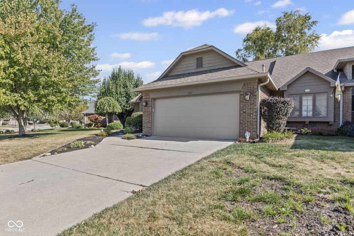 Property Photo:  780 Cottage Lane  IN 46143