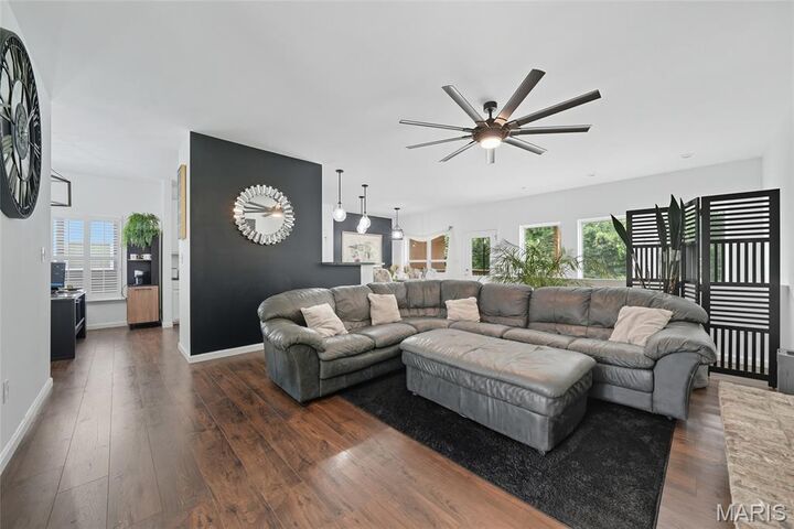 Property Photo:  1367 Grey Wolf Drive  MO 63052 