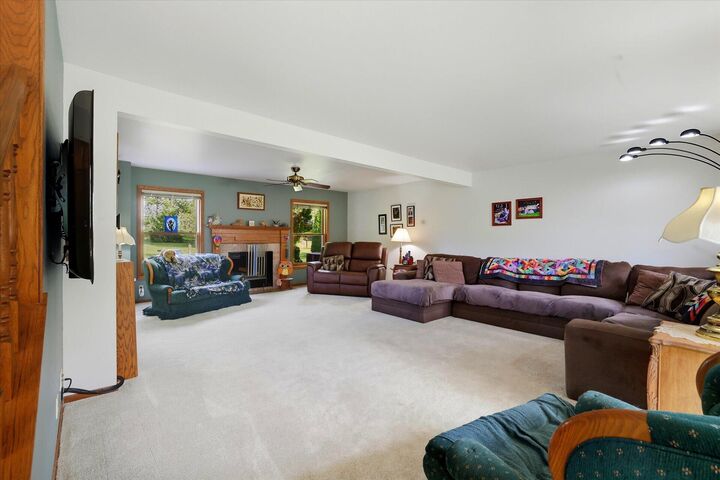 Property Photo:  S78w16730 Spinnaker Dr  WI 53150 