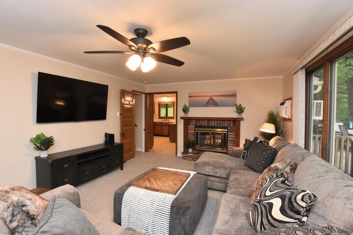 Property Photo:  1770 E Lake Shore Dr   53181 