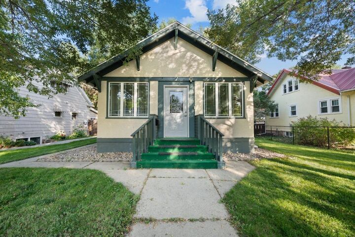 Property Photo: 7 Shirley Ct. ND 58703