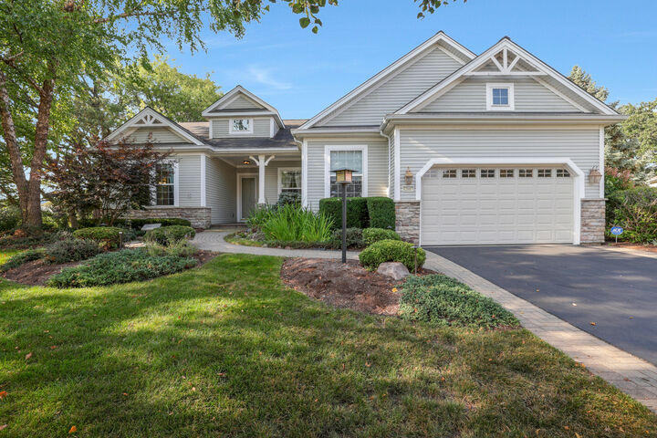 Property Photo: 12617 Mulberry Court IL 60142