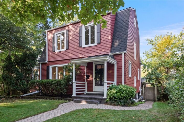 1310 Wesley Avenue  Evanston IL 60201 photo