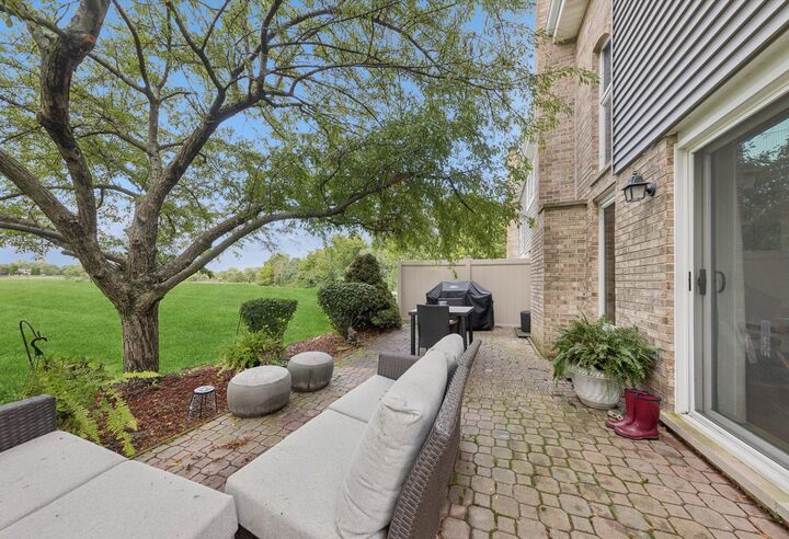 Property Photo: 17396 Brook Crossing Lane IL 60467