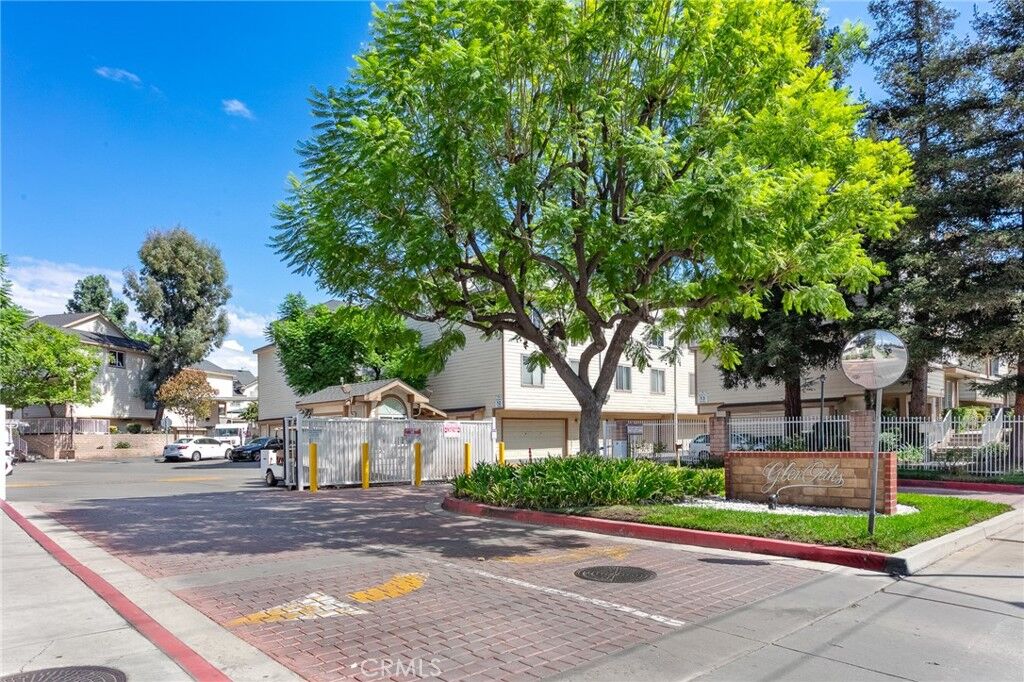 Property Photo:  11150 Glenoaks 270  CA 91331 