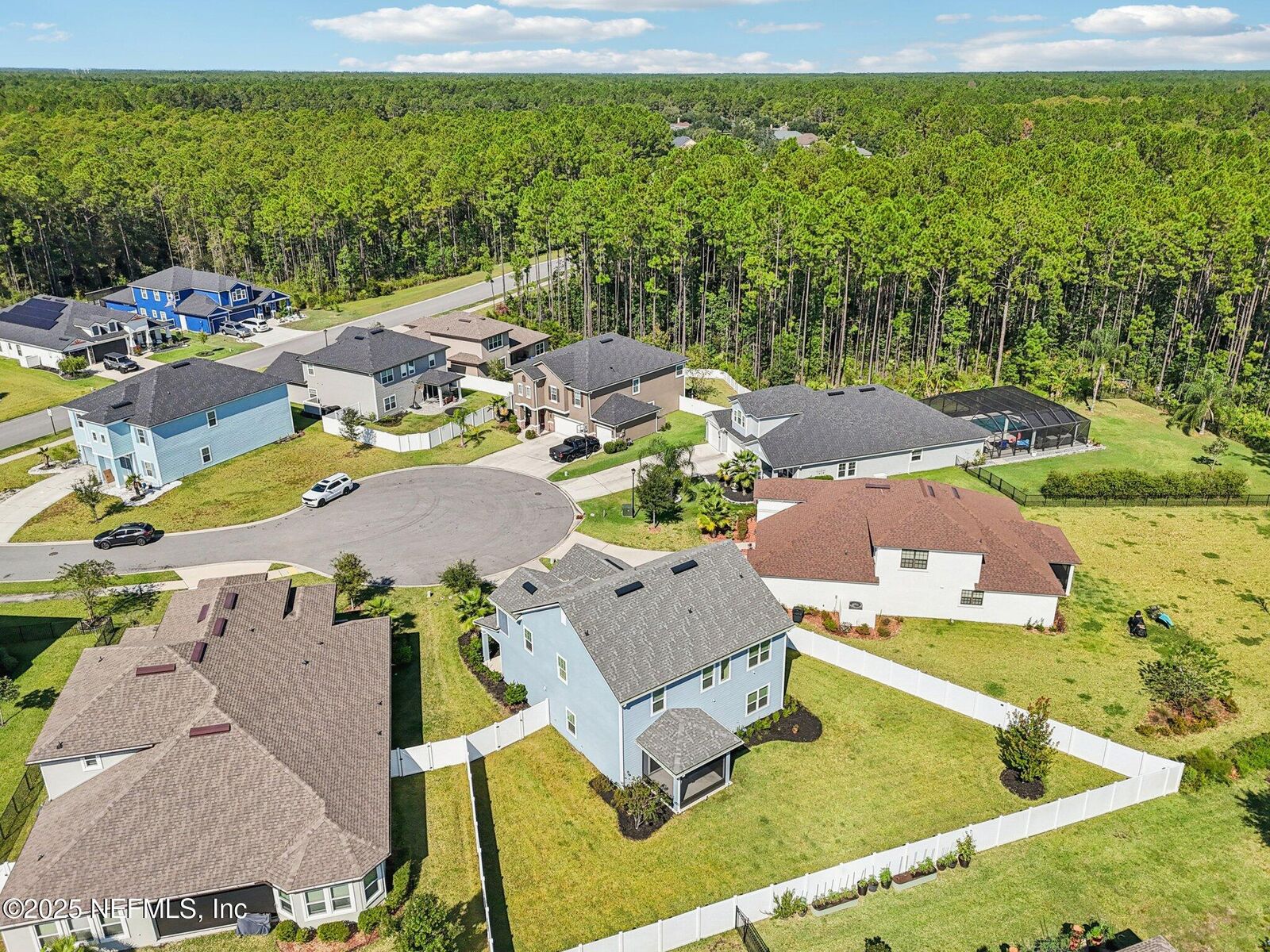 Property Photo:  809 Laurel Valley Drive  FL 32065 