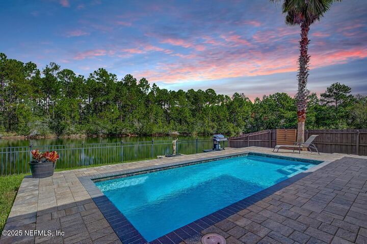 7439 Hawks Cliff Drive  Jacksonville FL 32222 photo